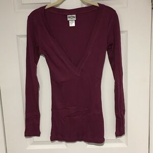 Outlaw V-Neck Long Sleeve Ribbed Top - Plum, Size L.  100% Cotton
